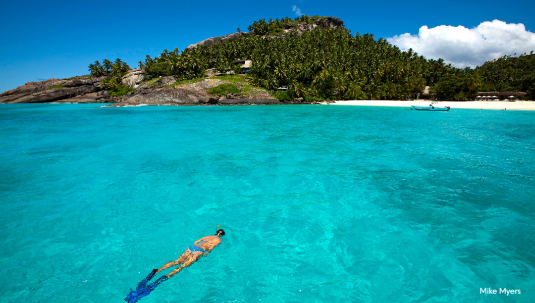 Snorkelling in the Seychelles