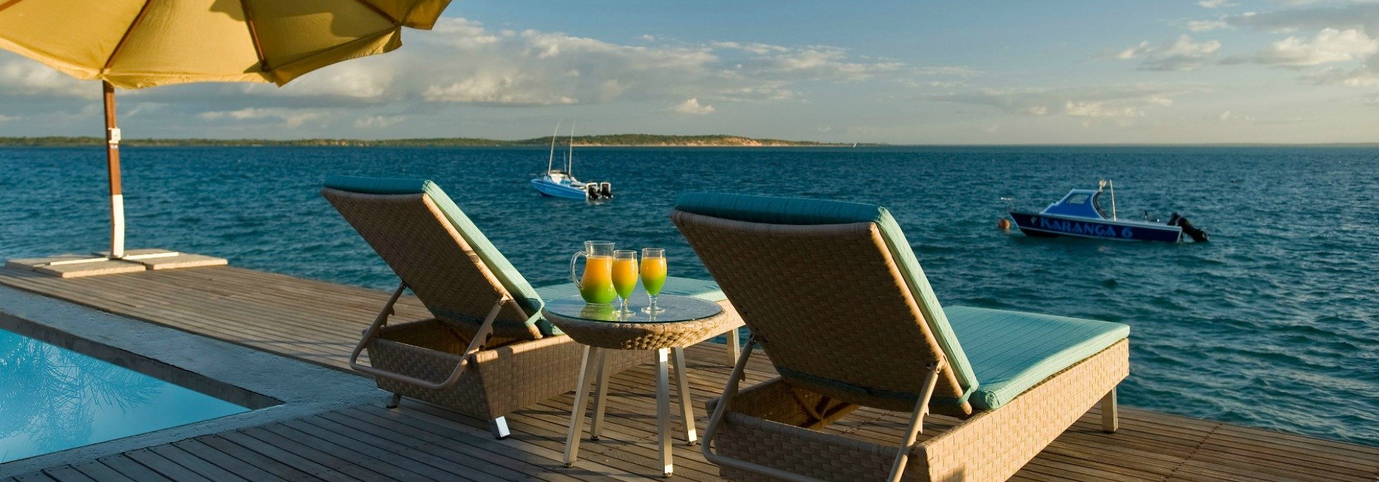 Mozambique's turquoise sea 