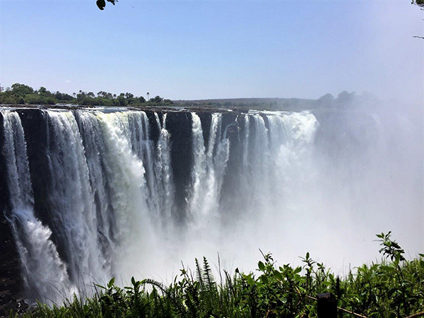 Victoria Falls, Main Falls. Photo by Kaveh Zamani